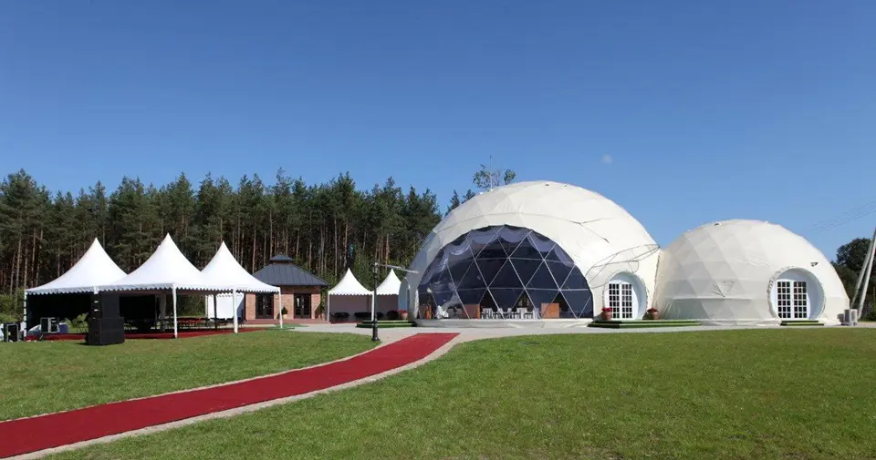 GEODOMAS EVENT 450 mobile dome complex interior